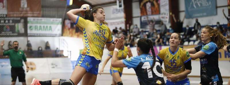 Momento del partido de este sábado/TA.